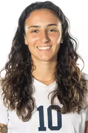 Kelly Amador headshot