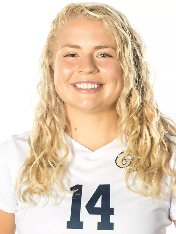 Isabelle Eskay headshot