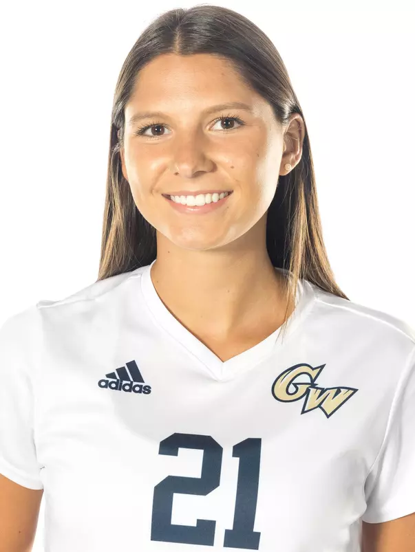 Anika Haski headshot