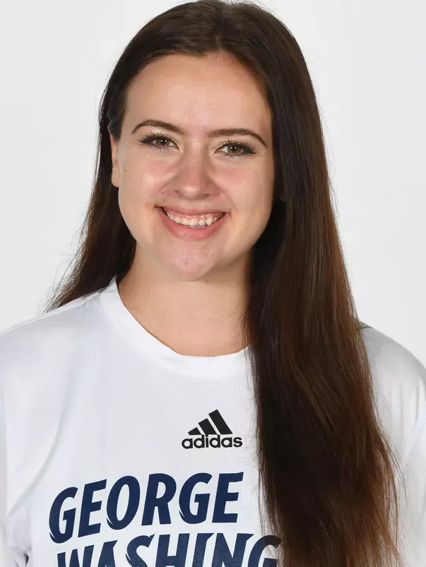 Lauren Bennett headshot