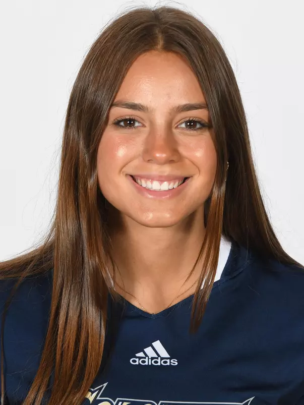 Hayley Bolton headshot