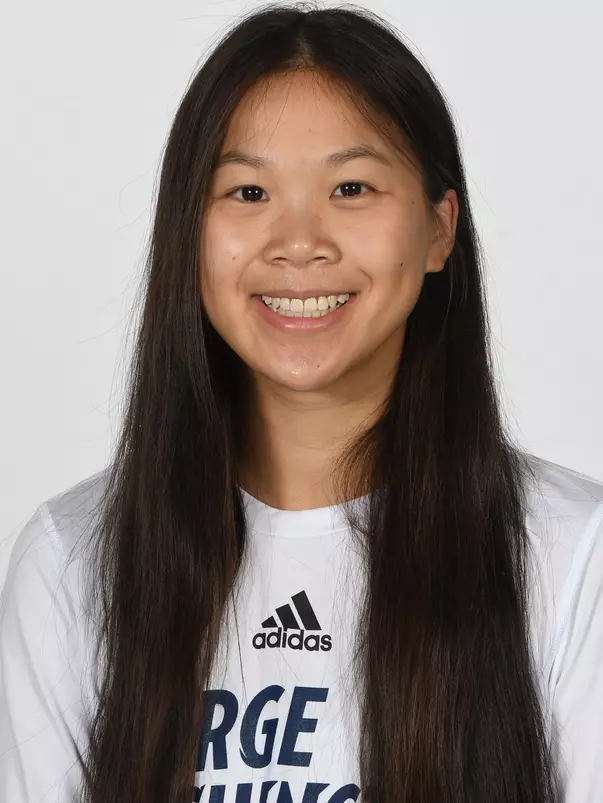 Olivia Cantrell headshot