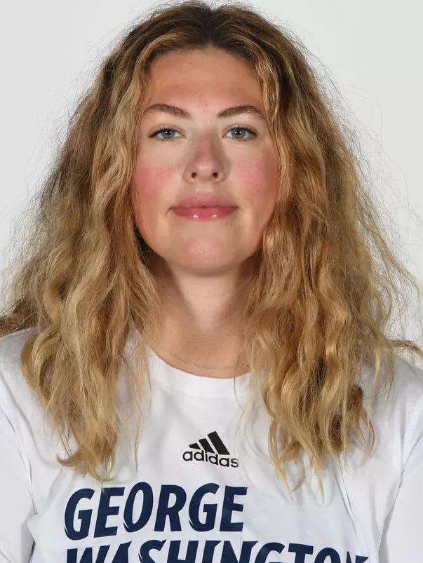 Grace Grimsted headshot