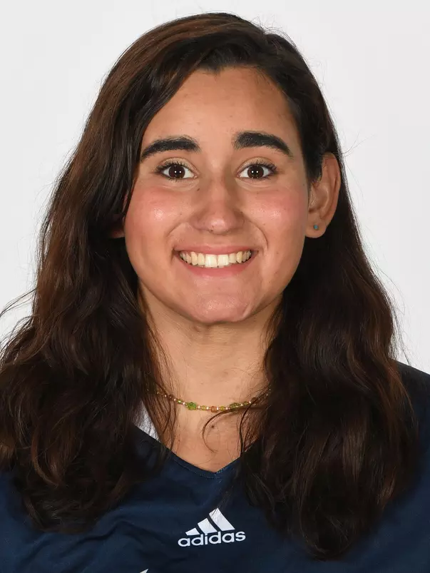 Lizzie Heyn headshot