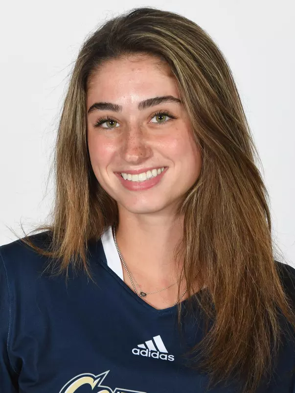 Shea Baggett headshot