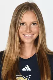 Alexandra Vesikallio headshot
