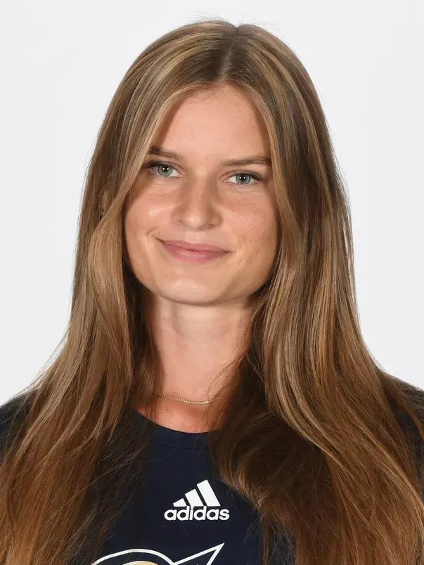 Stella Wiesemann headshot