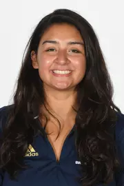 Isabel Berdecio headshot