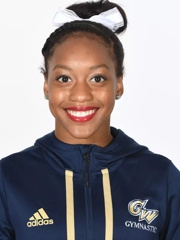 Deja Chambliss headshot