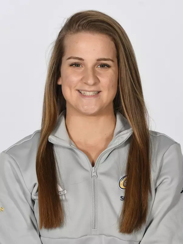 Maggie Greco Headshot