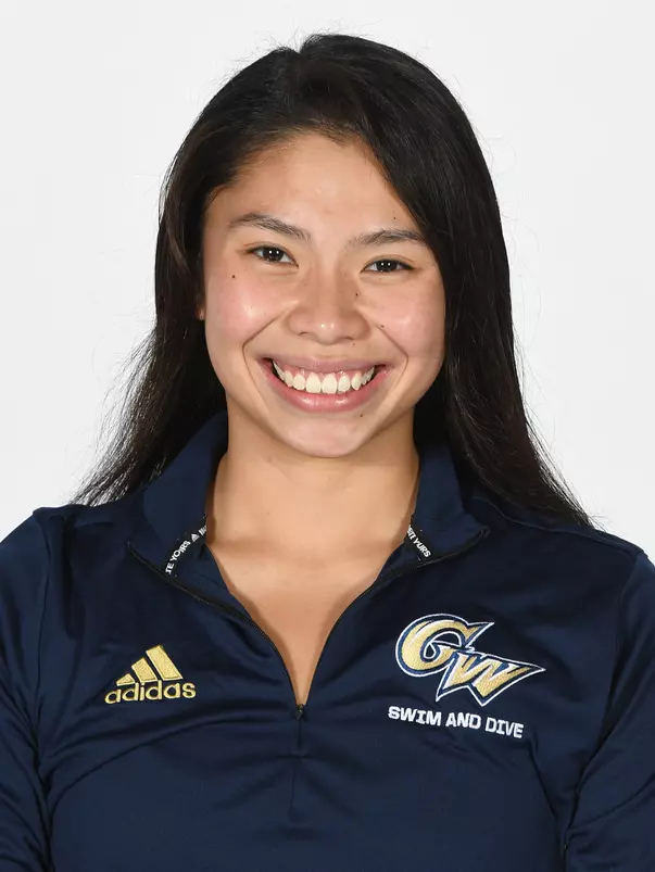 Andrea Ho headshot