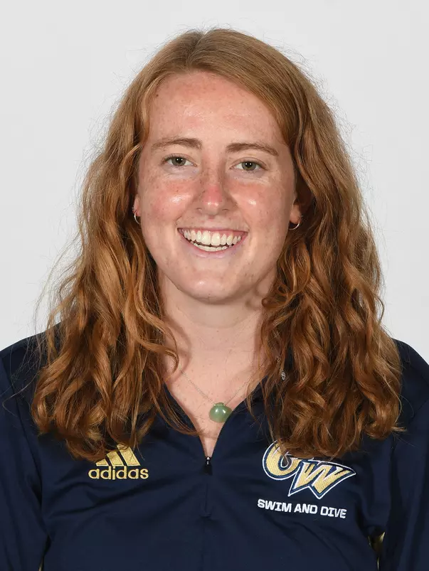 Caitlin Inall headshot