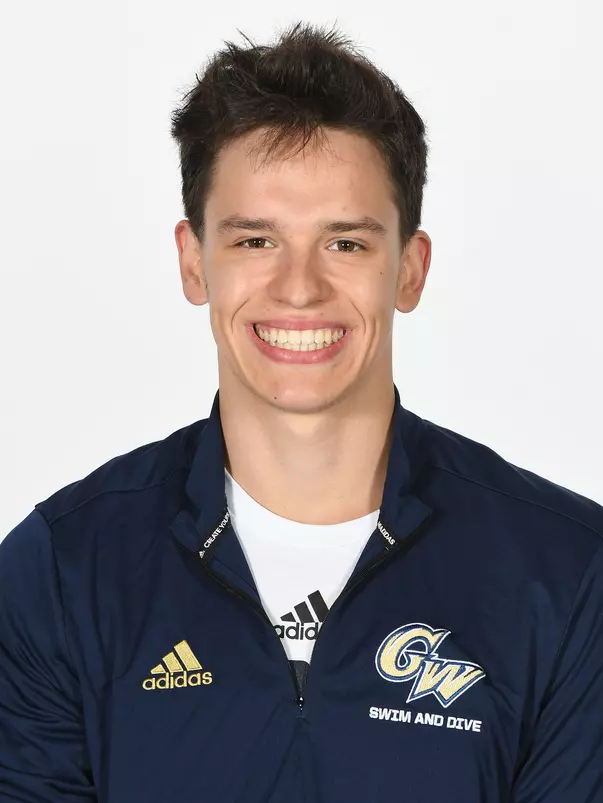 Karol Mlynarczyk headshot