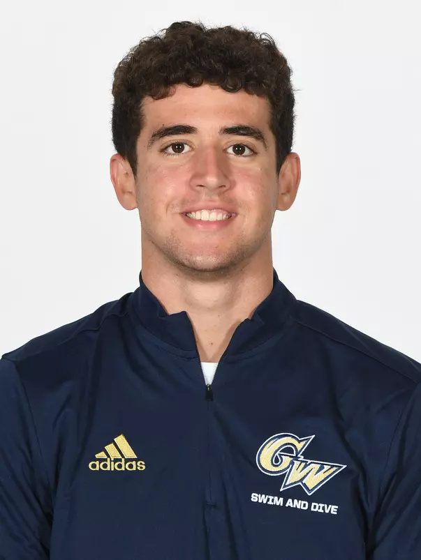 Philip Moldovanu headshot