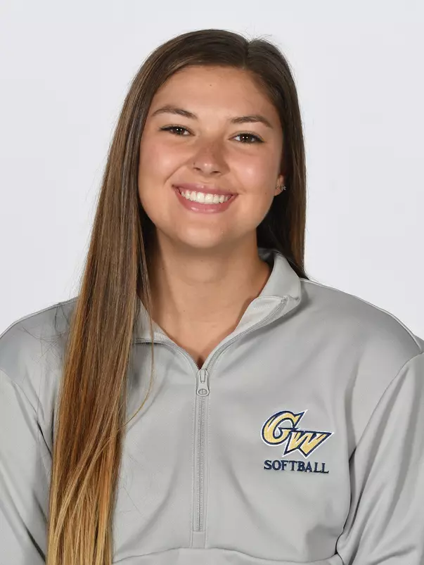 Maddie Spell Headshot