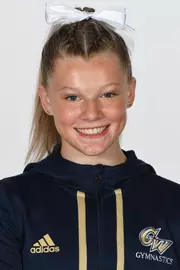 Madison Steskal headshot