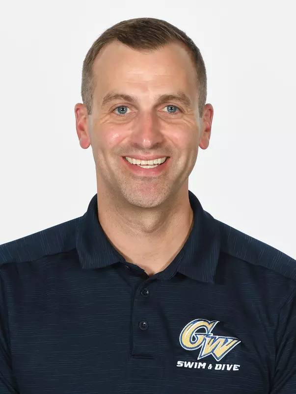 Head Coach Brian Thomas headshot