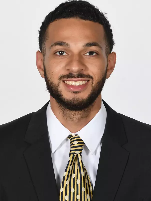 Kris Saulny headshot