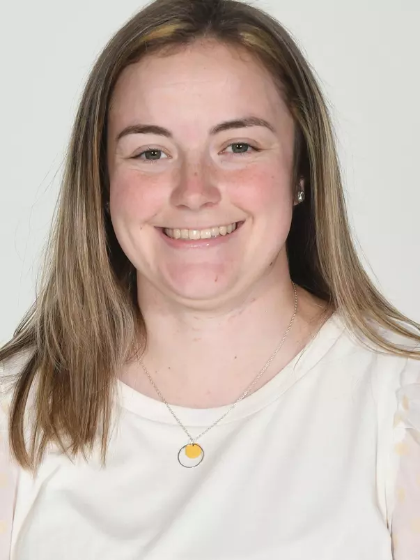 Caitlyn Isler Year 2 Headshot