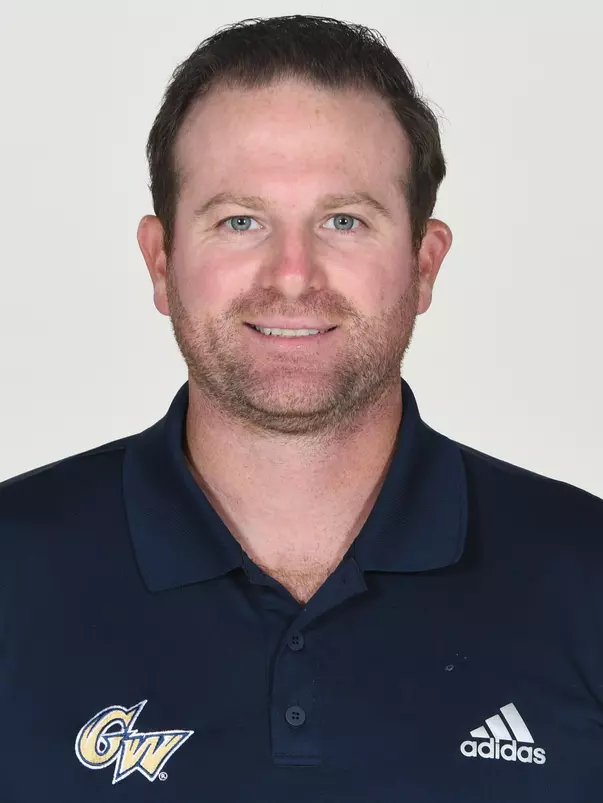 Kris Richards headshot