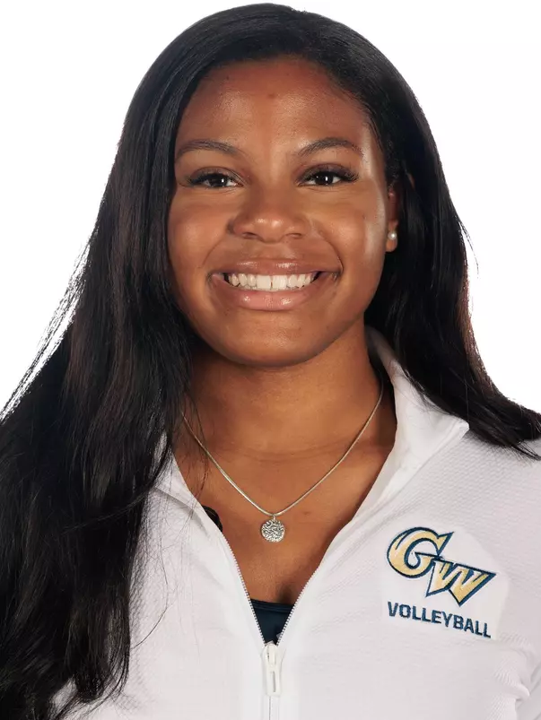 Brittany Myers headshot