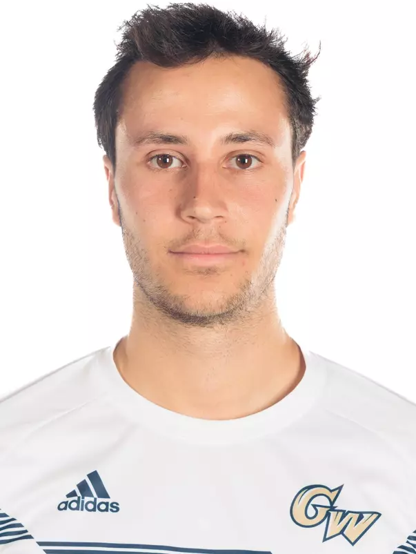 Tiago Carvalho headshot