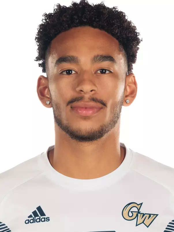 Ryan Cedeno headshot