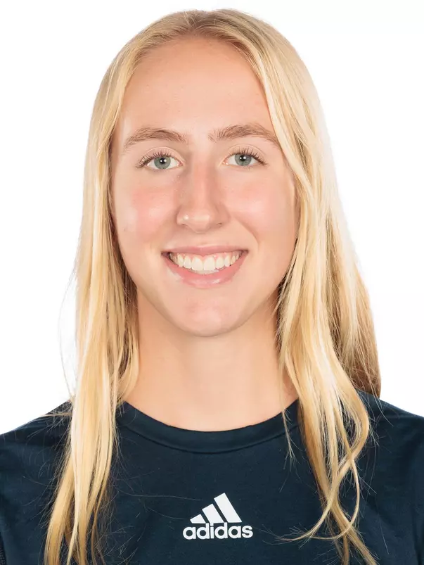 Anna Golbus headshot