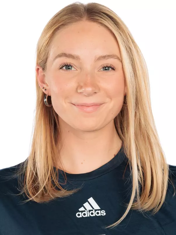 Alexa Nealy headshot