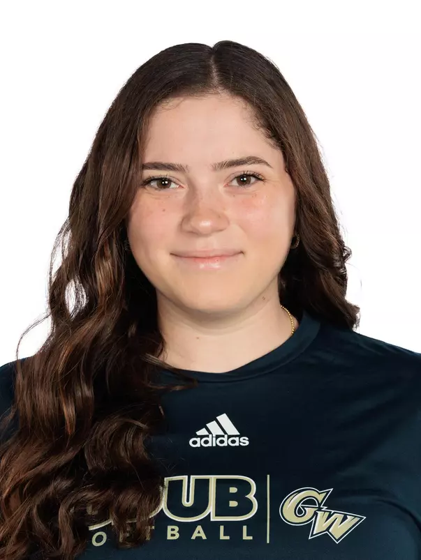 Taylor Puig Headshot