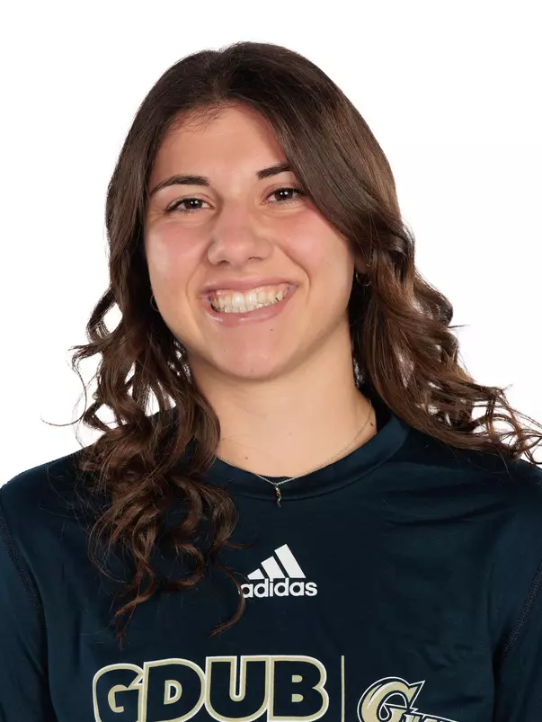 Valentina Perrone Headshot