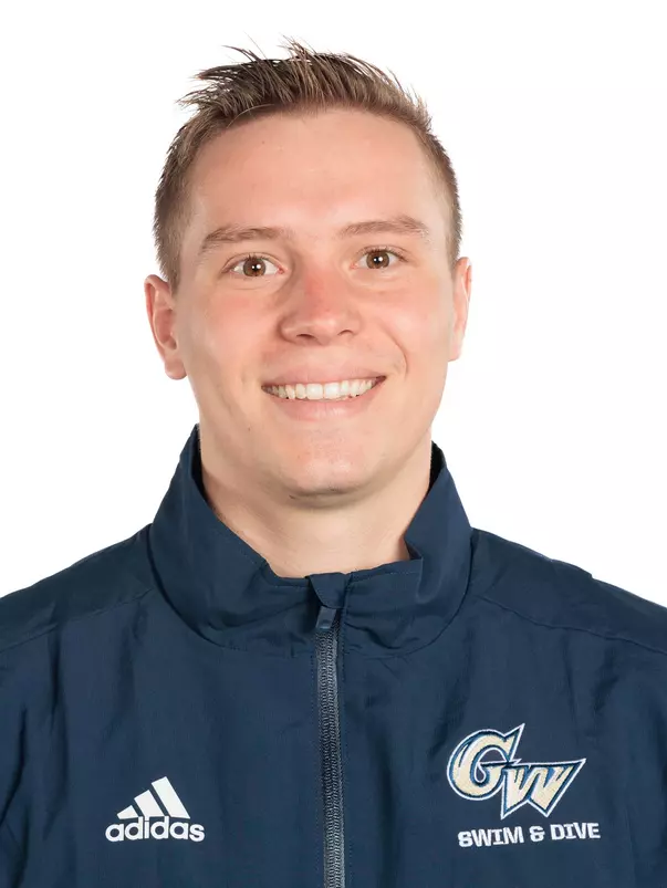 Marek Osina Headshot