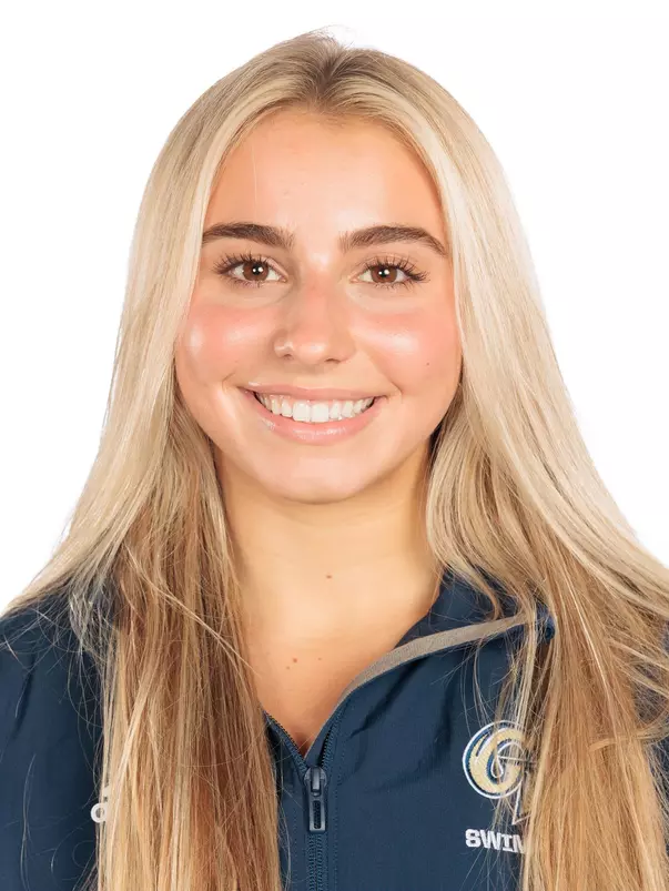 Molly Smyers Headshot