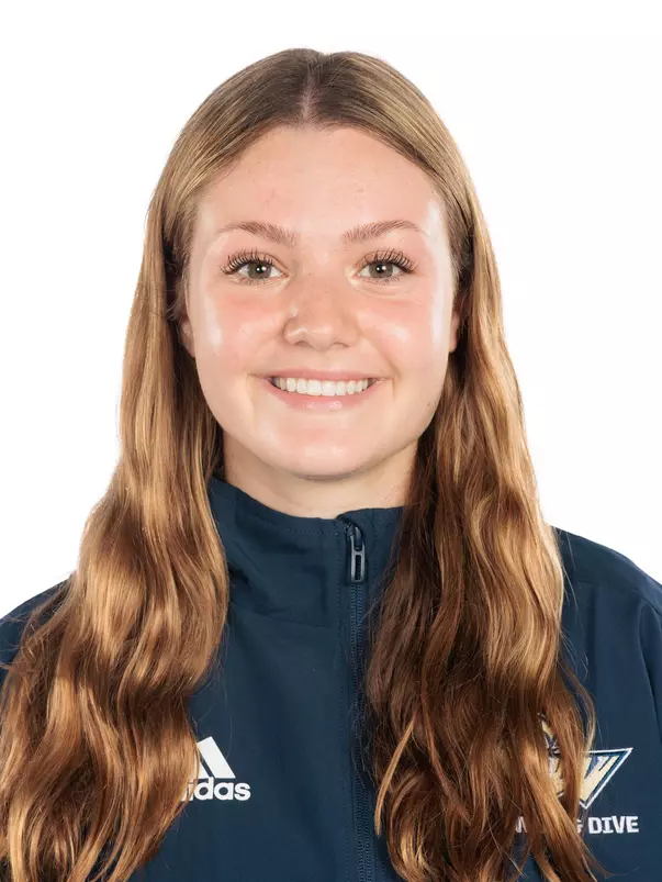 Rylee Coyne Headshot
