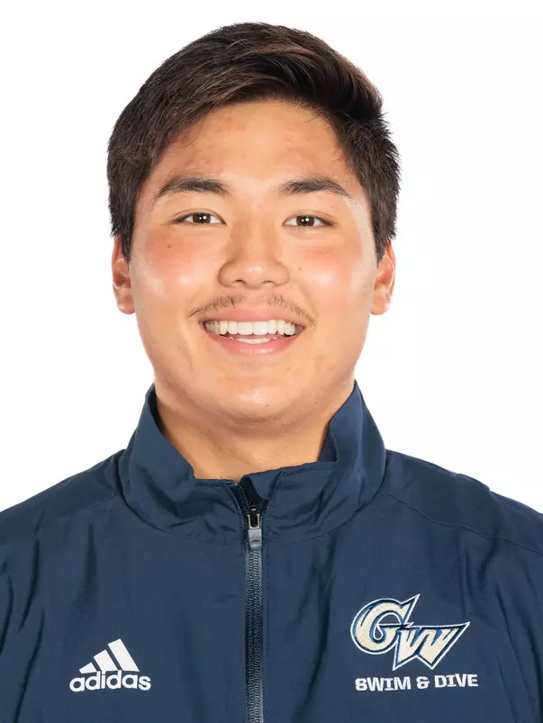 Tyler Kawakami Headshot