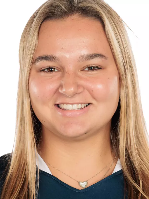 Grace Burke headshot