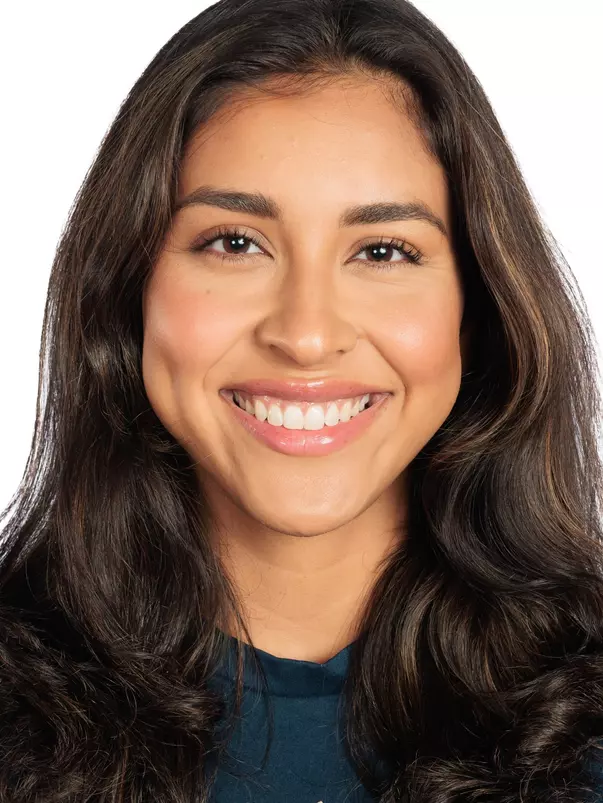 Alejandra Ramirez headshot