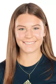 Sarah Bodewes headshot