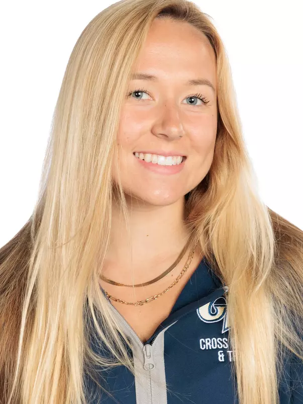 Kirsten Long Headshot