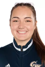 Hannah Munnelly headshot