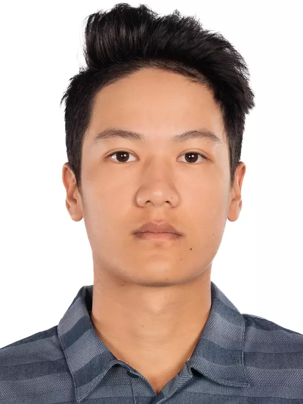Siyuan Lyu headshot