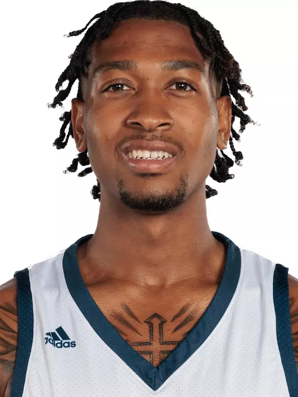 Daniel Nixon headshot