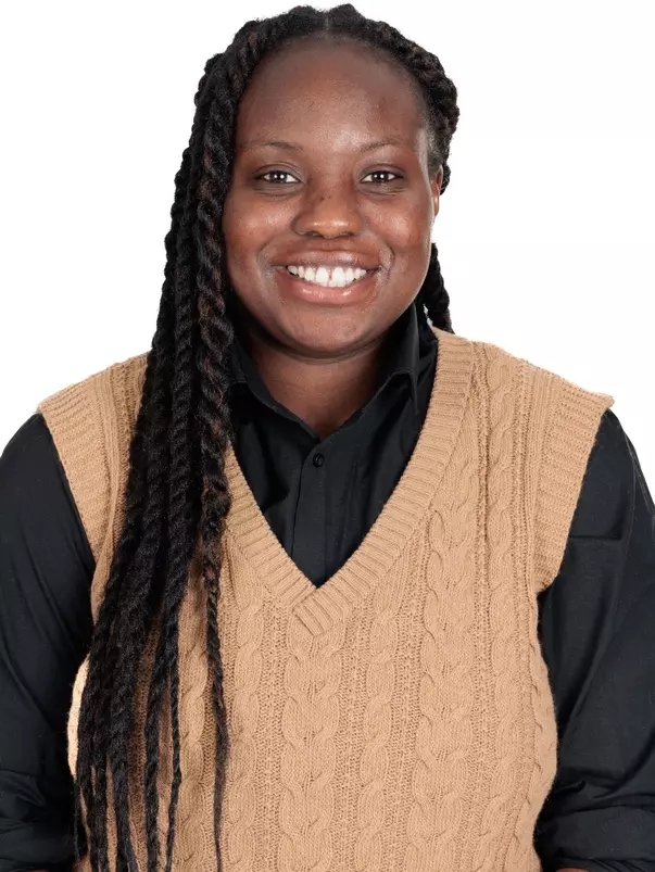 Evelyn Adebayo Headshot