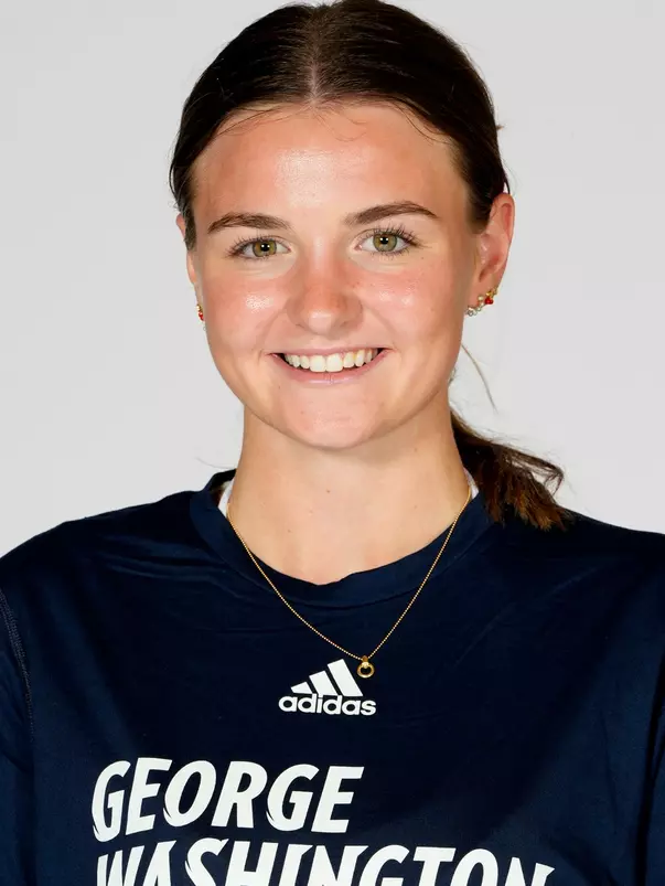 Kelly Cleary headshot