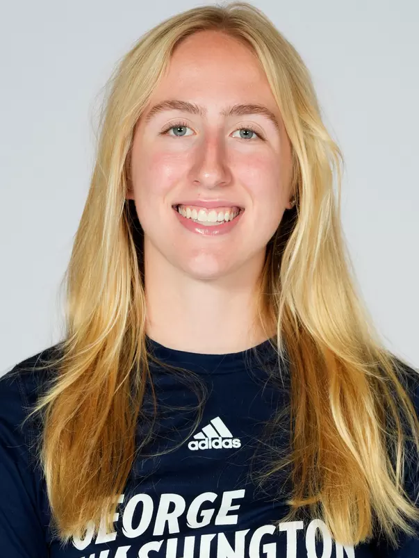 Anna Golbus headshot