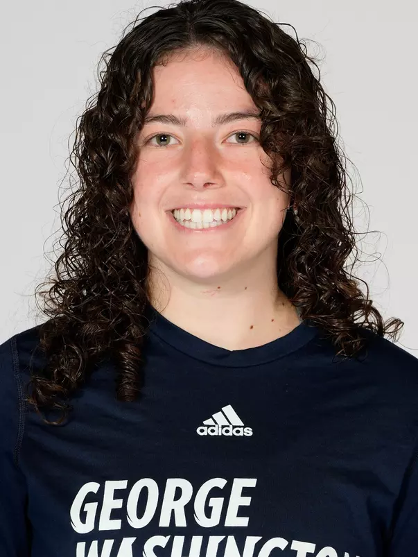 Katie Swatek headshot