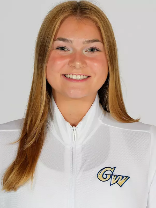 Deana Sheremeta Headshot