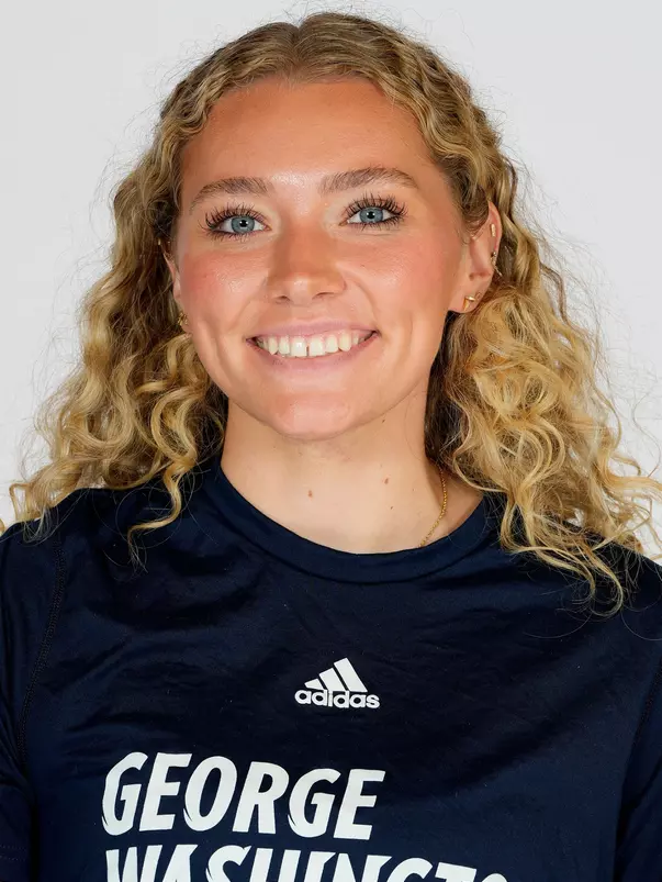 Flannery Dunn headshot