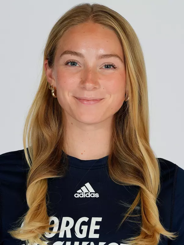 Alexa Nealy headshot