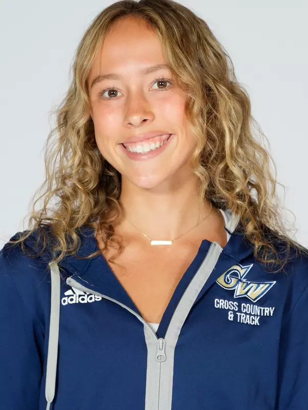 Olivia Syftestad Headshot